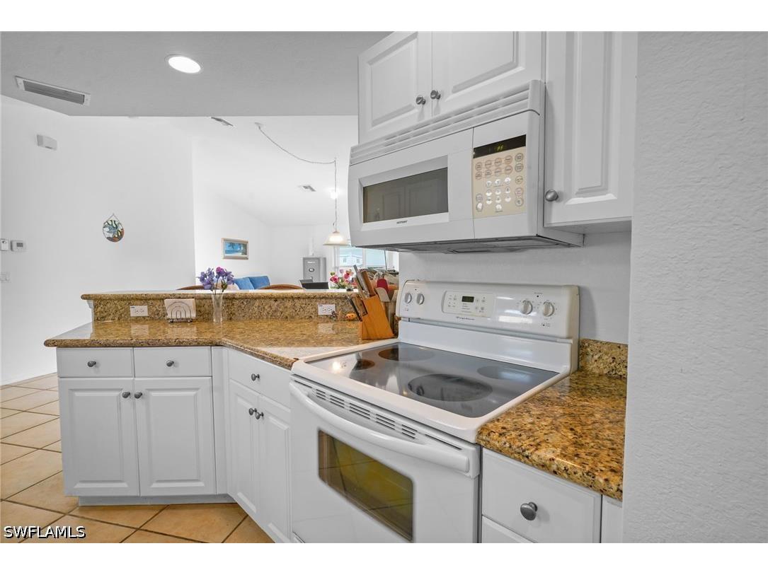 2 E Greens Circle Lehigh Acres FL 33936 226025601 image16