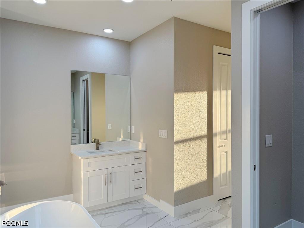 2 NE 3rd Lane Cape Coral FL 33909 2026012790 image20