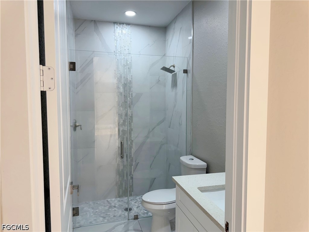 2 NE 3rd Lane Cape Coral FL 33909 2026012790 image33