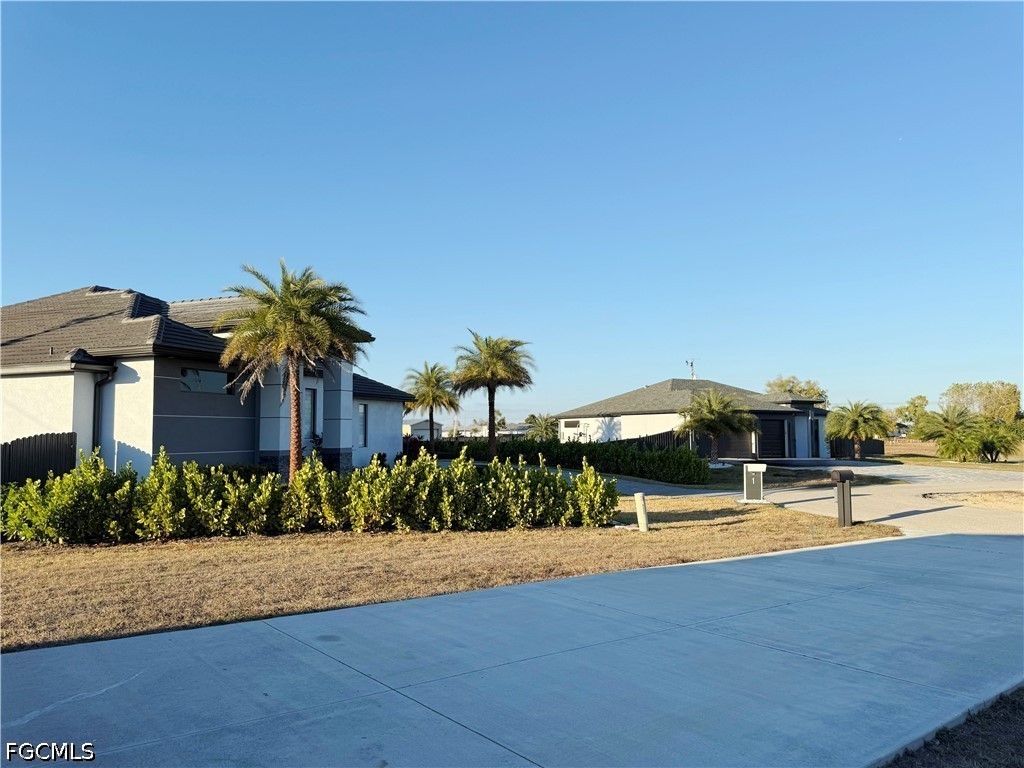 2 NE 3rd Lane Cape Coral FL 33909 2026012790 image38