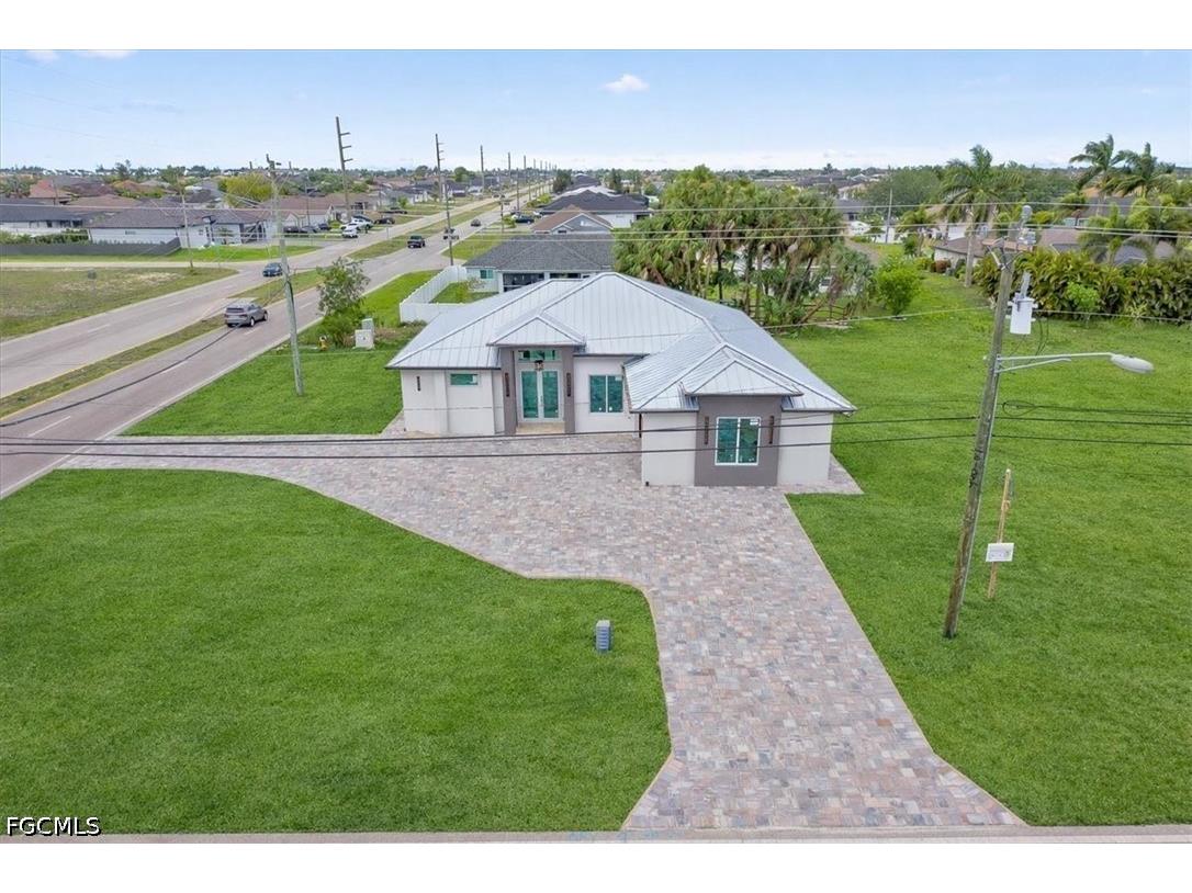 2 Nelson Road N Cape Coral FL 33993 2026017410 image2