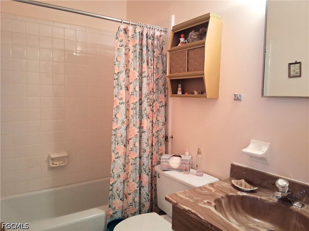 2 Tangelo Court Lehigh Acres FL 33936 2026019399 image9