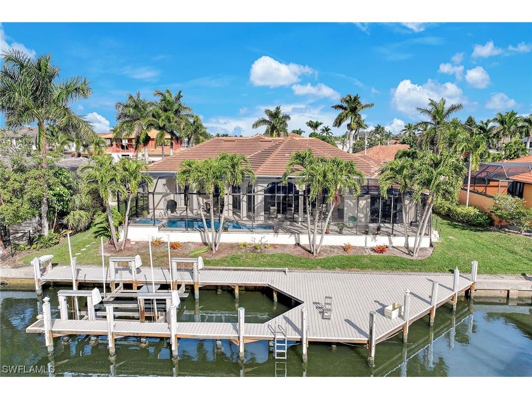 20 Anchor Court Marco Island FL 34145 224008538 image1