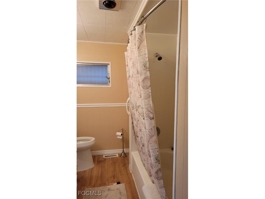 20 Channel Lane Fort Myers FL 33905 2025021635 image16