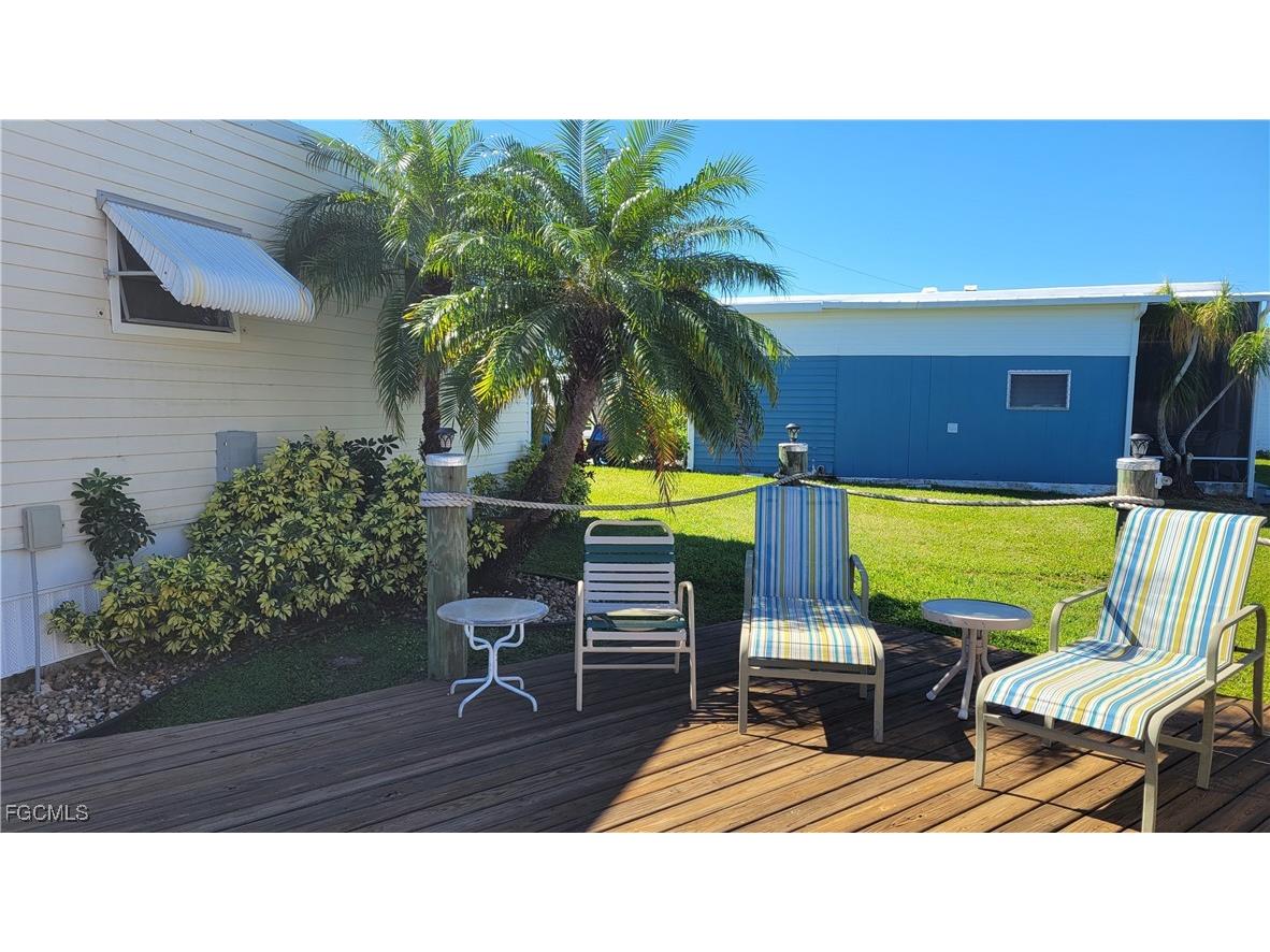 20 Channel Lane Fort Myers FL 33905 2025021635 image2