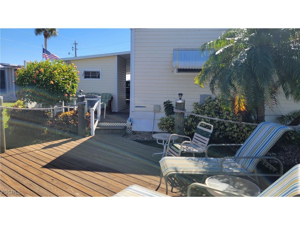 20 Channel Lane Fort Myers FL 33905 2025021635 image3