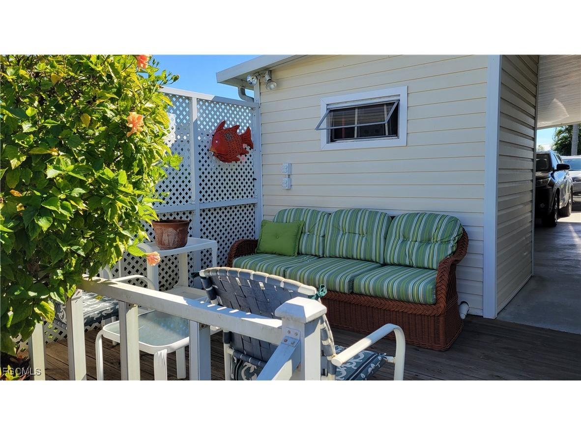 20 Channel Lane Fort Myers FL 33905 2025021635 image4