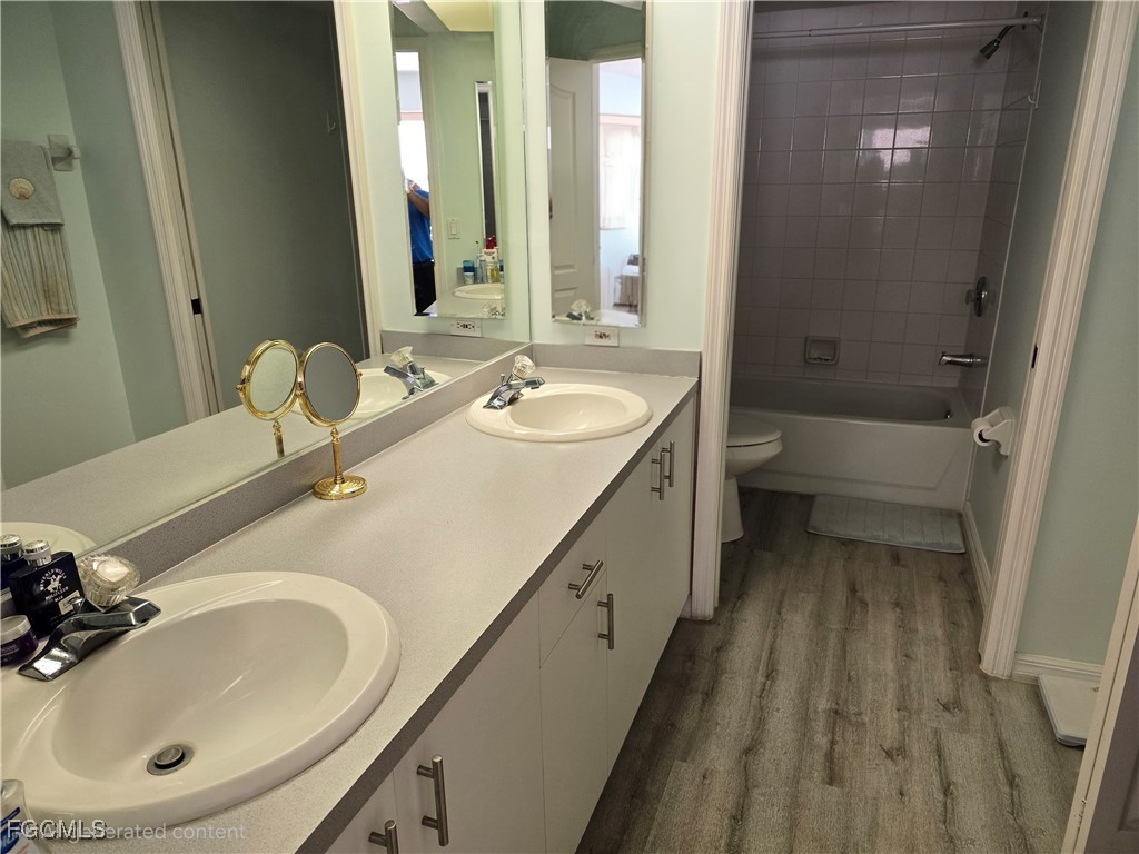 20 Cosmopolitan Drive #5 Lehigh Acres FL 33936 2025015852 image11