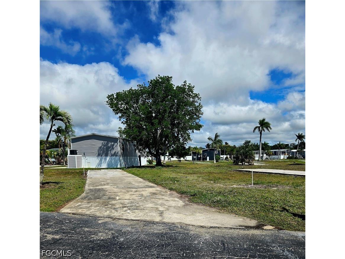 20 Cottonwood Drive Fort Myers FL 33908 2026016105 image2