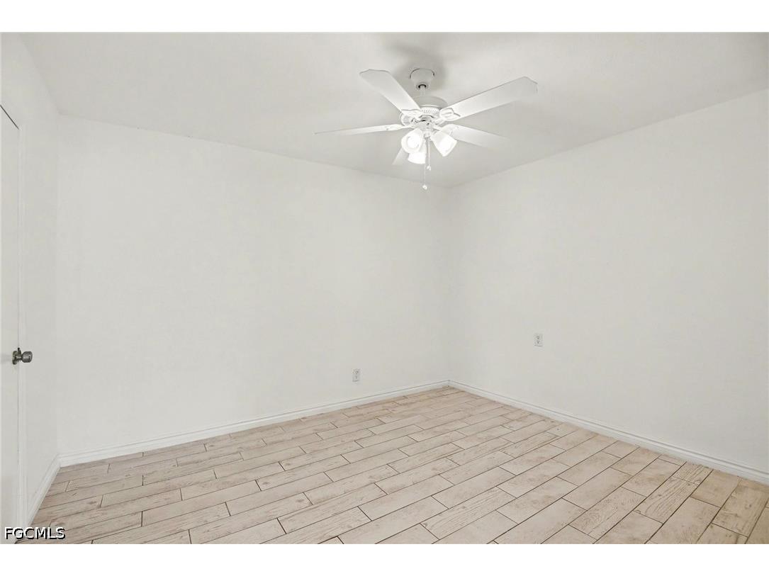20 Estate Drive North Fort Myers FL 33917 2026025749 image13