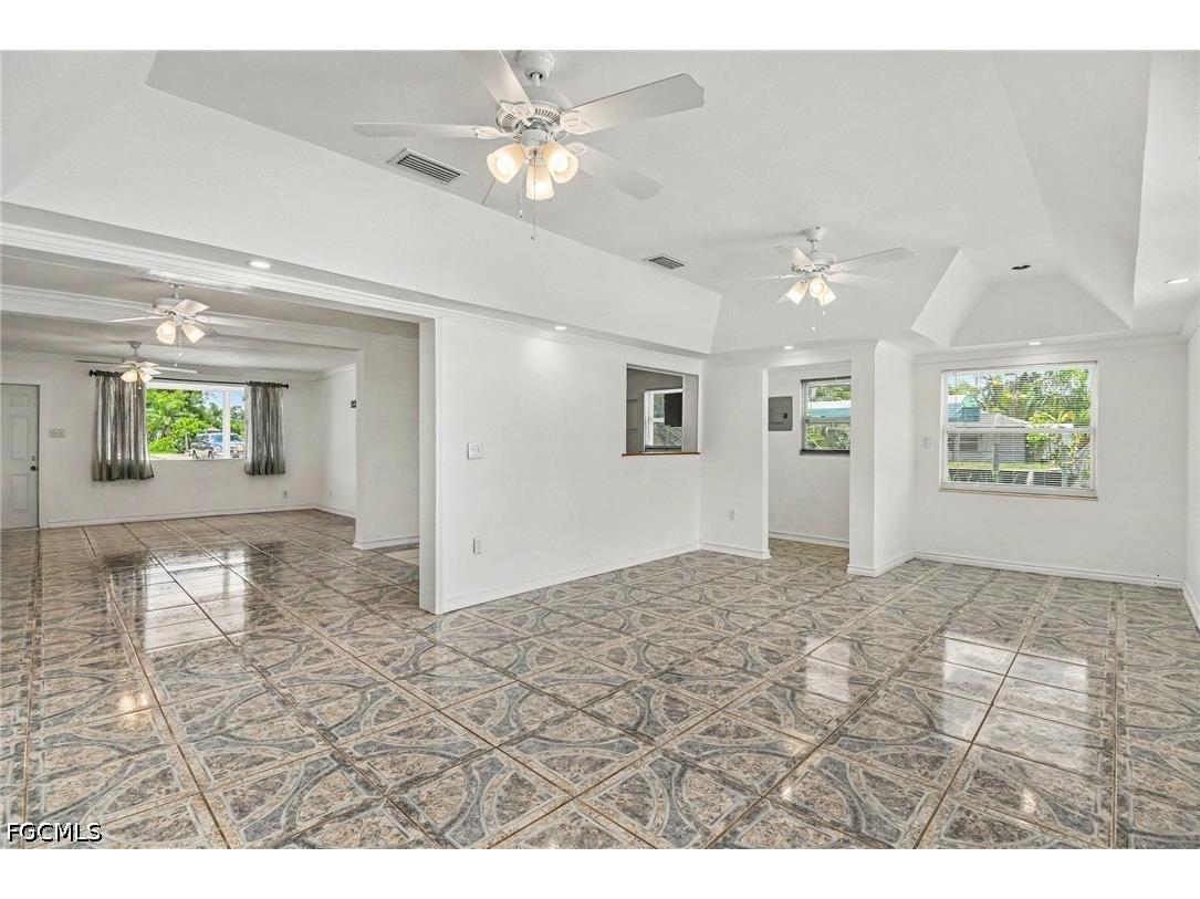 20 Estate Drive North Fort Myers FL 33917 2026025749 image4