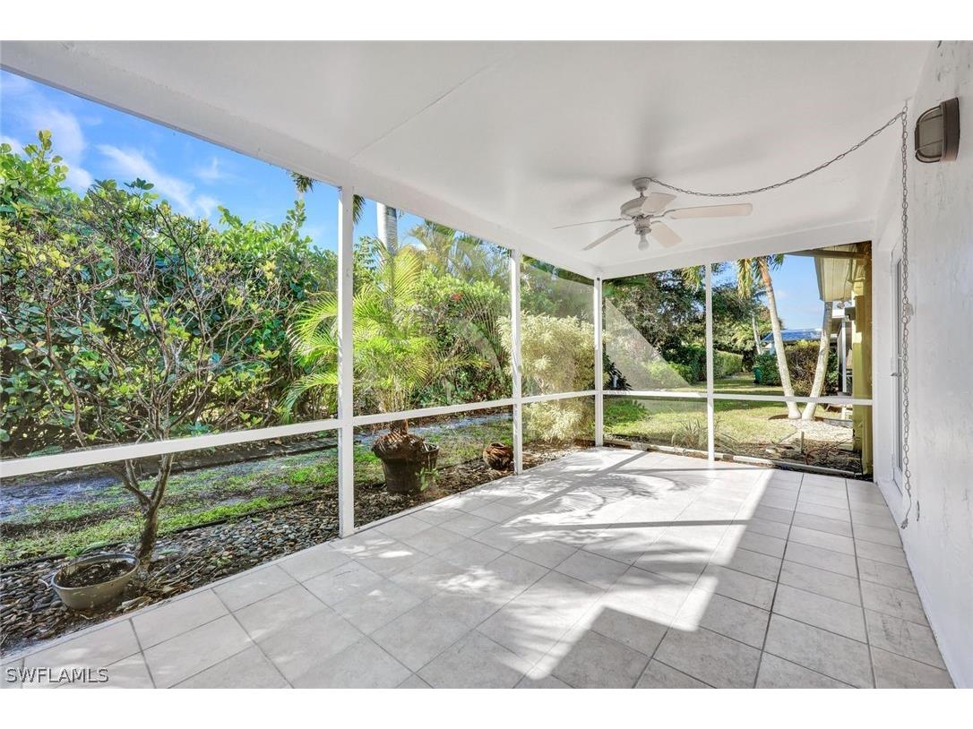 20 Kings Road #A18 Naples FL 34112 226001846 image16
