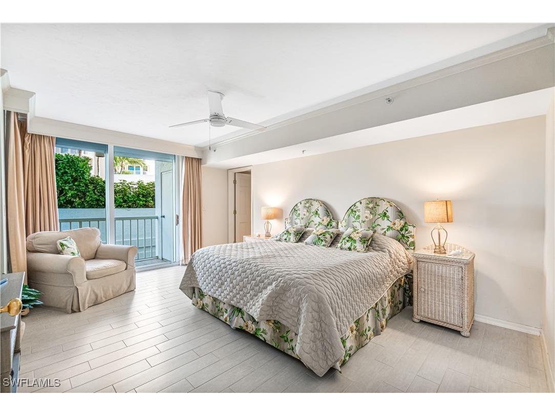20 Seagate Drive #103 Naples FL 34103 225080743 image12