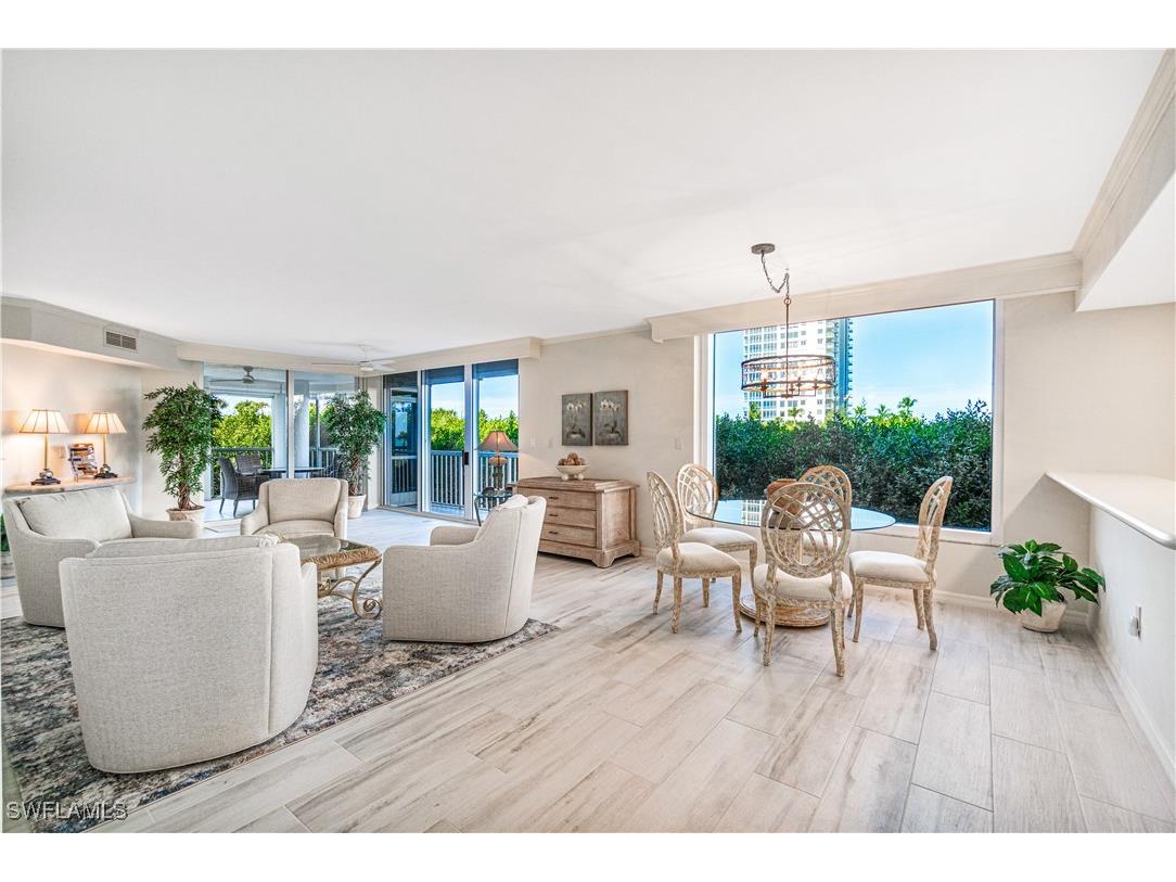 20 Seagate Drive #103 Naples FL 34103 225080743 image2