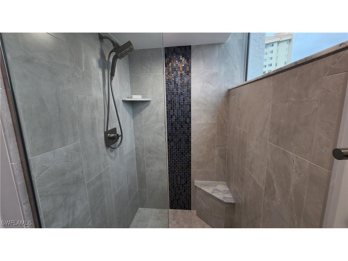 20 Seagate Drive #301 Naples FL 34103 225064414 image21