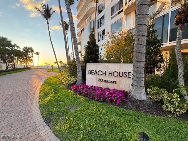 20 Seagate Drive #703 Naples FL 34103 225021421 image2