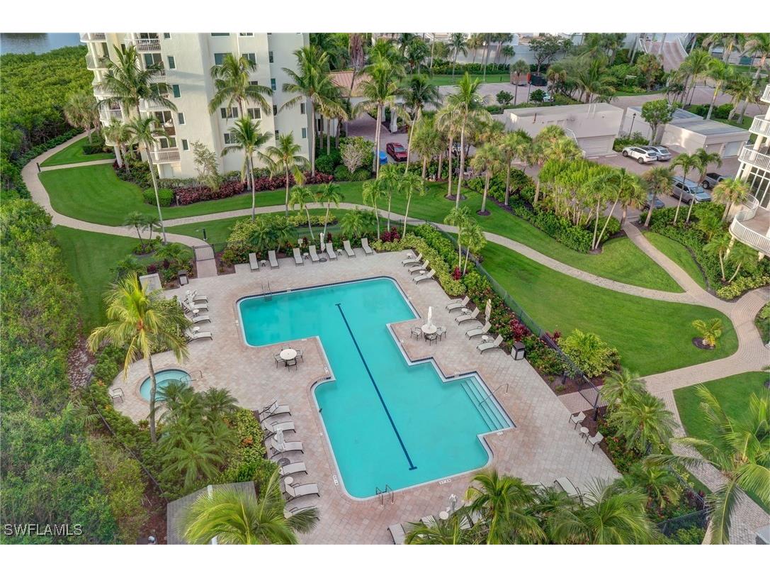 20 Seagate Drive #803 Naples FL 34103 225065300 image36