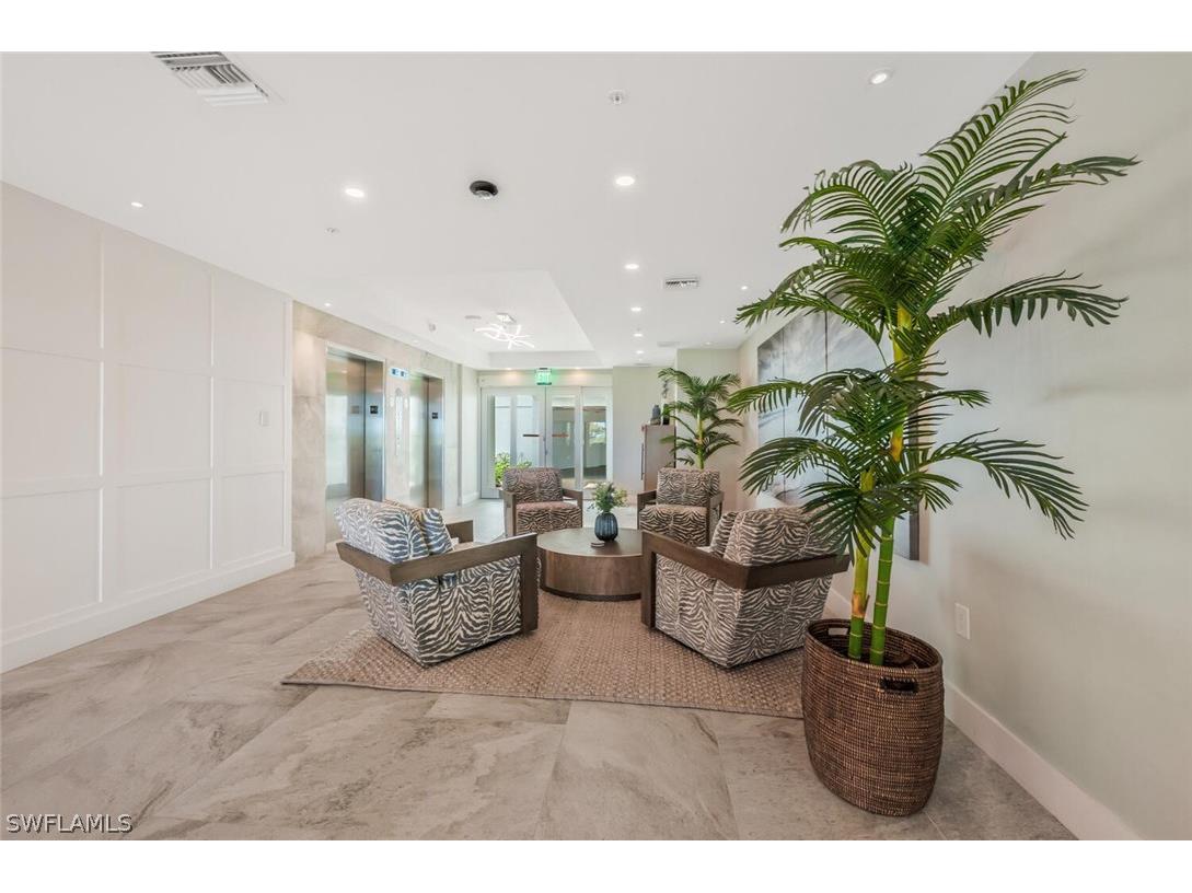 20 Seagate Drive #803 Naples FL 34103 226012114 image43