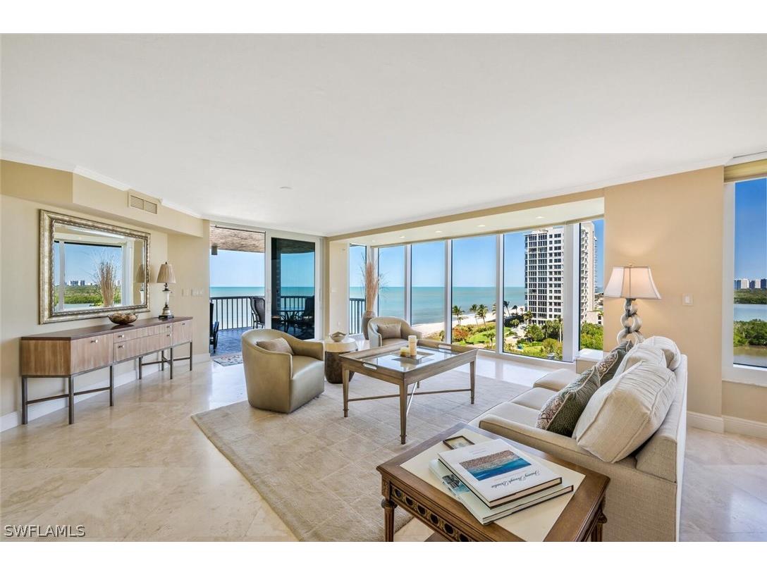 20 Seagate Drive #803 Naples FL 34103 226012114 image5