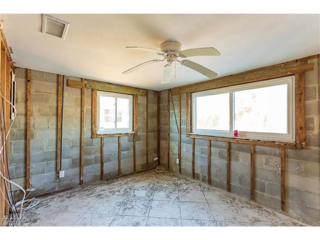 20 Sunview Boulevard Fort Myers Beach FL 33931 2025019249 image11