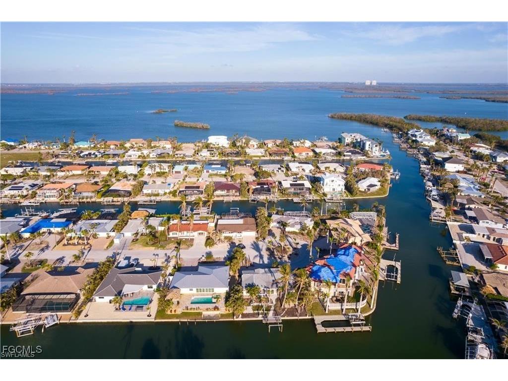 20 Sunview Boulevard Fort Myers Beach FL 33931 2025019249 image18