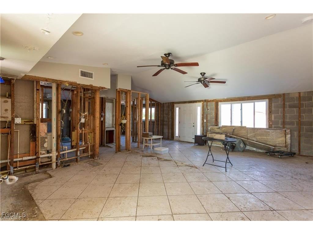 20 Sunview Boulevard Fort Myers Beach FL 33931 2025019249 image7