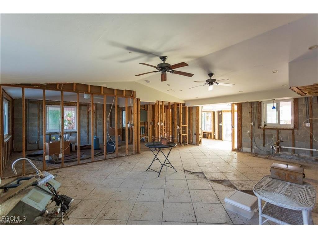 20 Sunview Boulevard Fort Myers Beach FL 33931 2025019249 image8