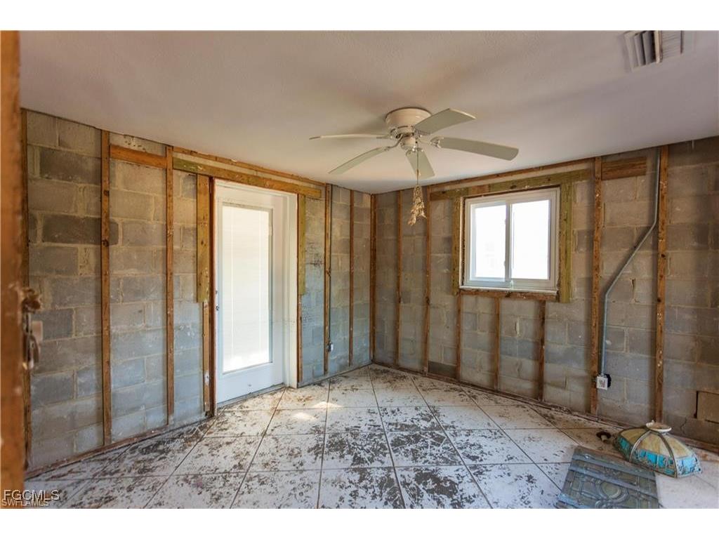 20 Sunview Boulevard Fort Myers Beach FL 33931 2025019249 image9