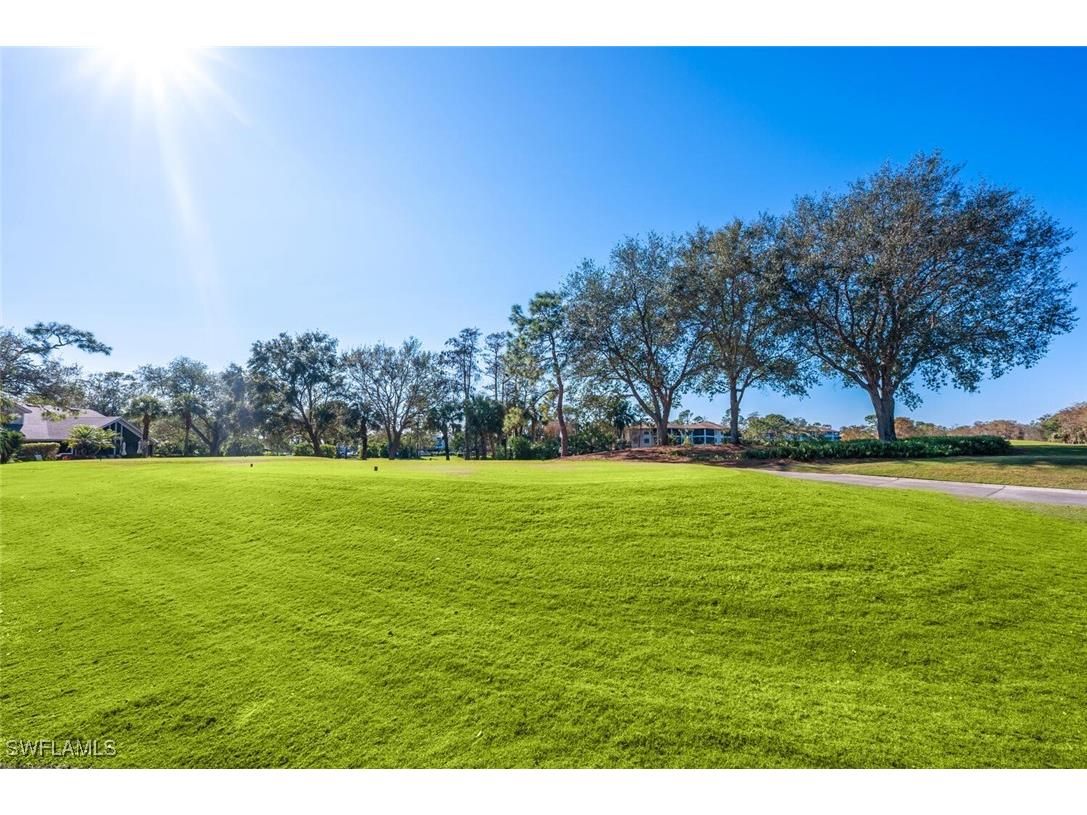 20 Water Oaks Way #3-10 Naples FL 34105 225074421 image25