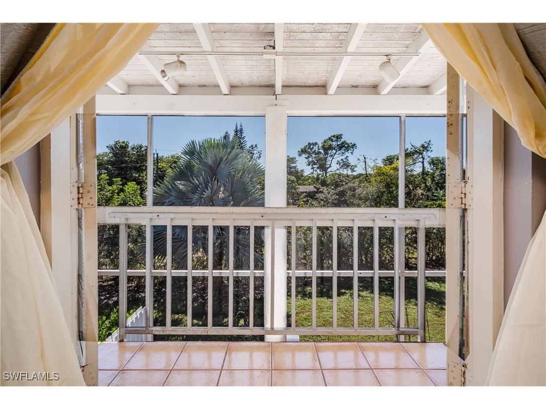 20 Watercolor Way Naples FL 34113 225071734 image1