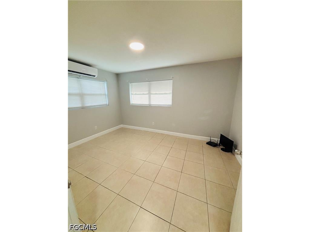 20 Westminster Street N Lehigh Acres FL 33936 2026014061 image5
