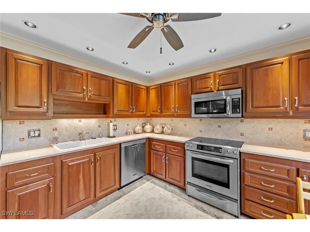 200 Albi Road #2 Naples FL 34112 225083320 image19