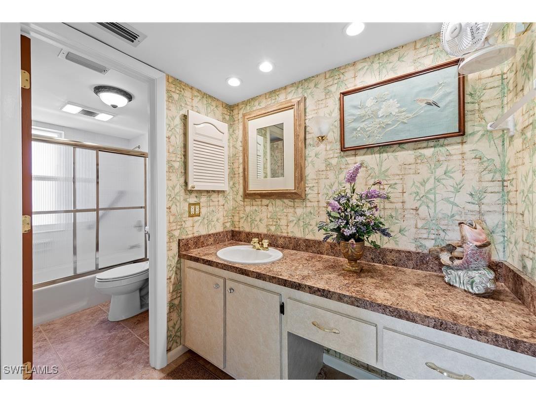 200 Albi Road #2 Naples FL 34112 225083320 image30