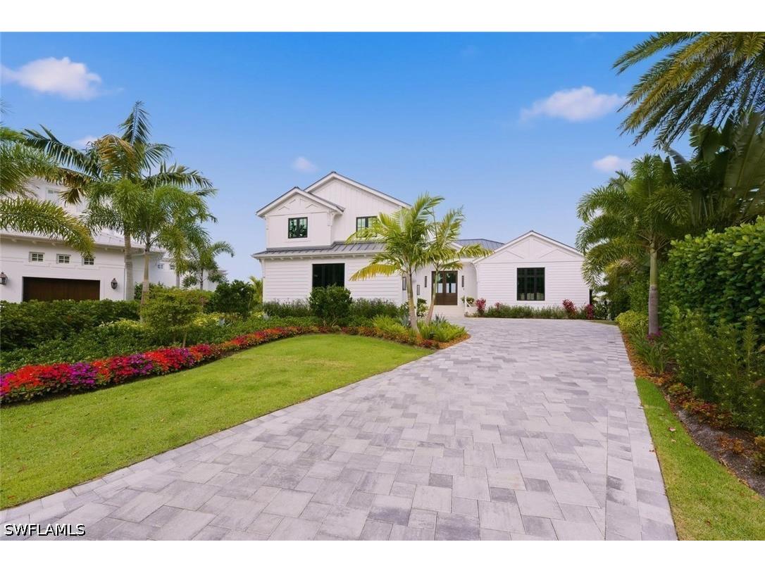 200 Bahia Point Naples FL 34103 226016762 image2