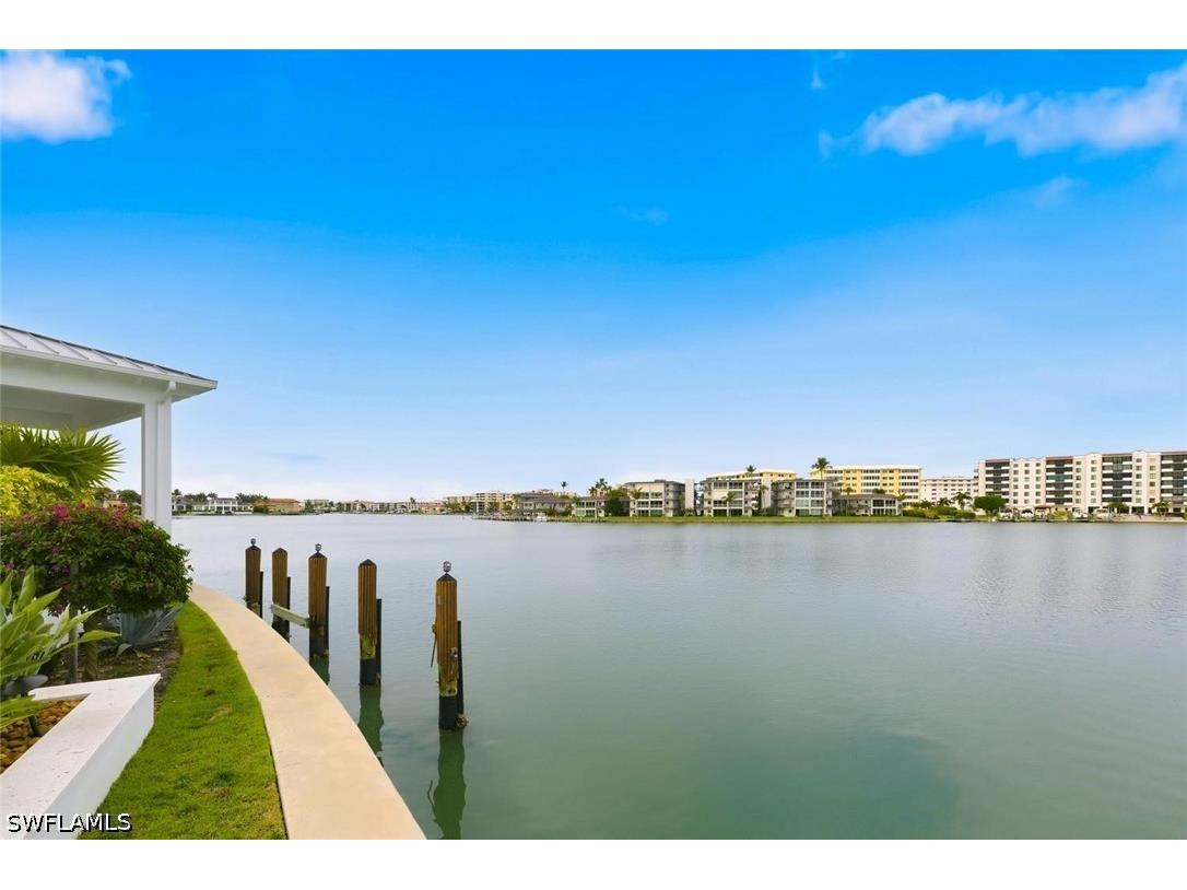 200 Bahia Point Naples FL 34103 226016762 image50