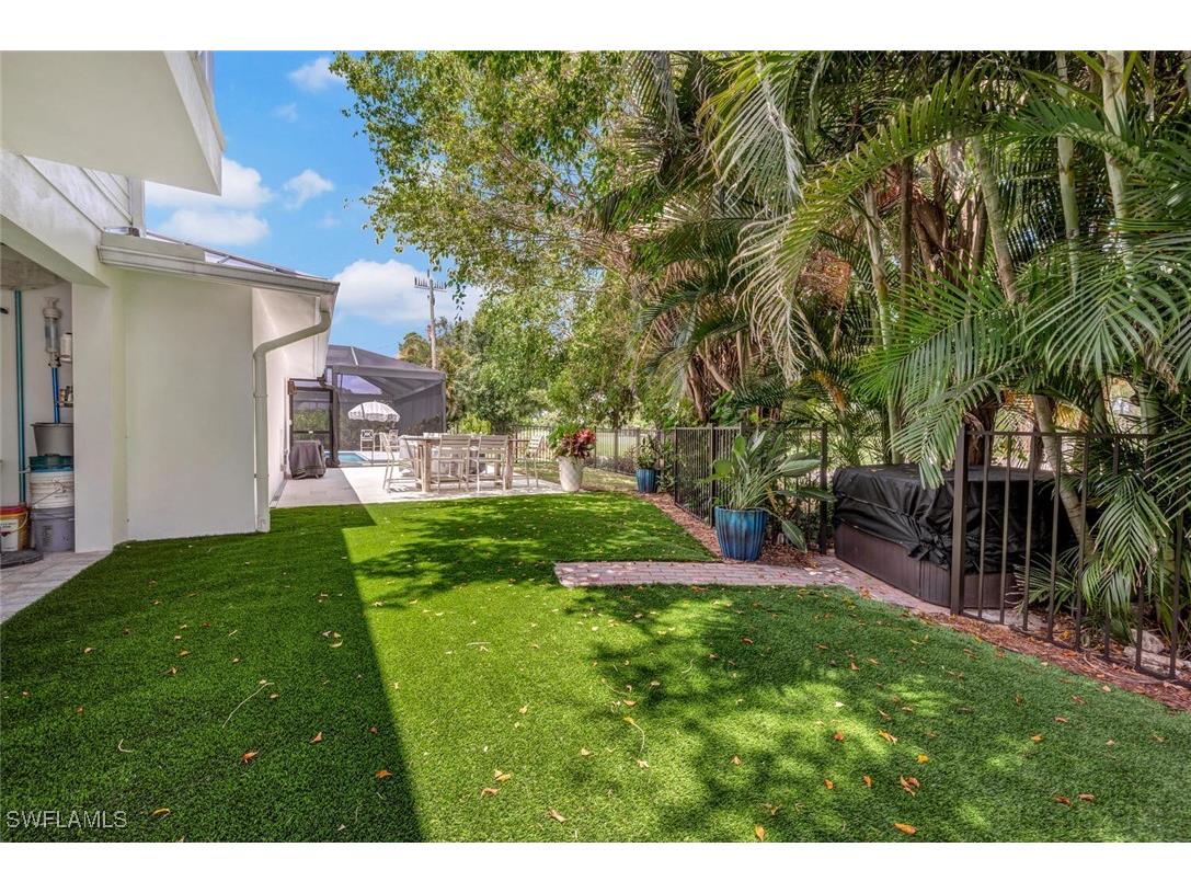 200 Burning Tree Drive Naples FL 34105 225081975 image45