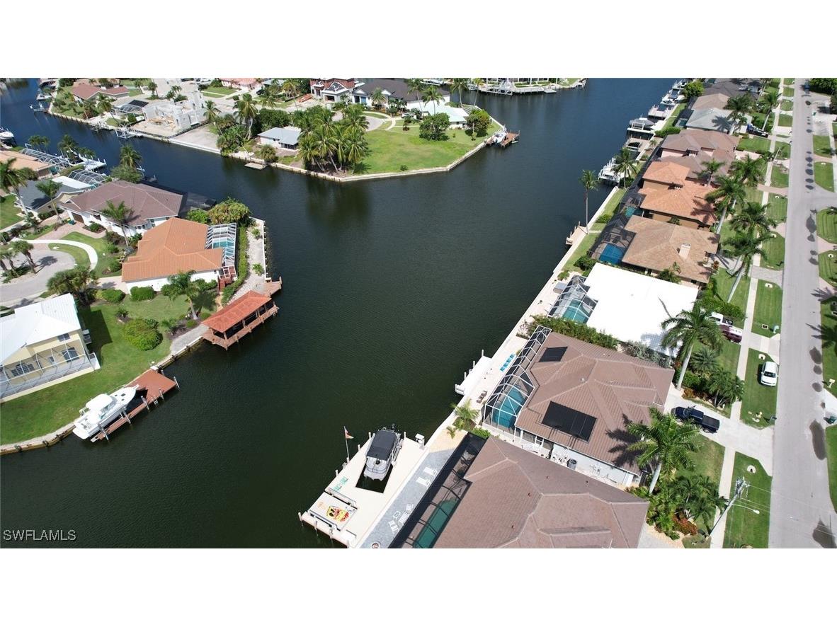 200 Copperfield Court Marco Island FL 34145 225069756 image4