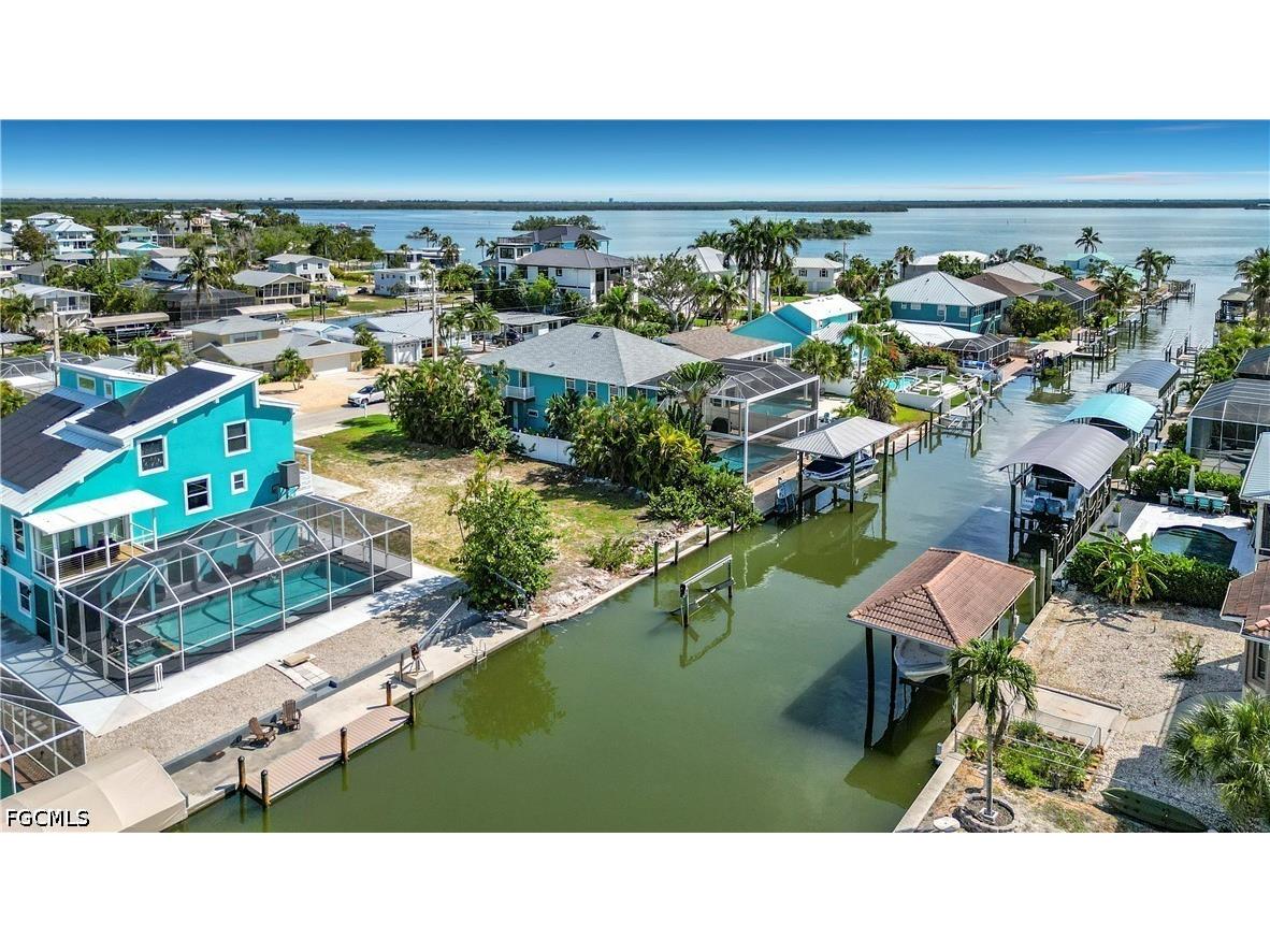 200 Curlew Street Fort Myers Beach FL 33931 2026024249 image25