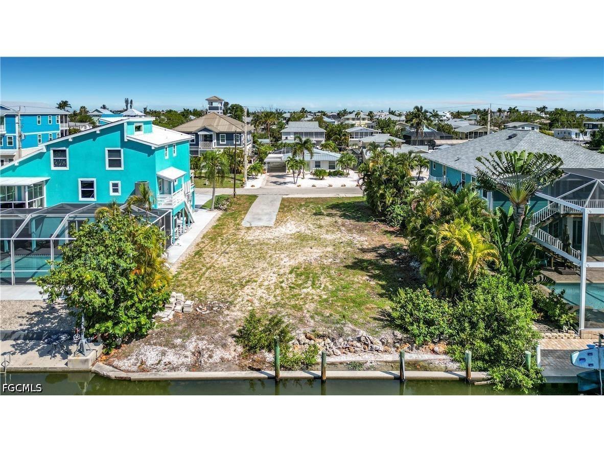 200 Curlew Street Fort Myers Beach FL 33931 2026024249 image4