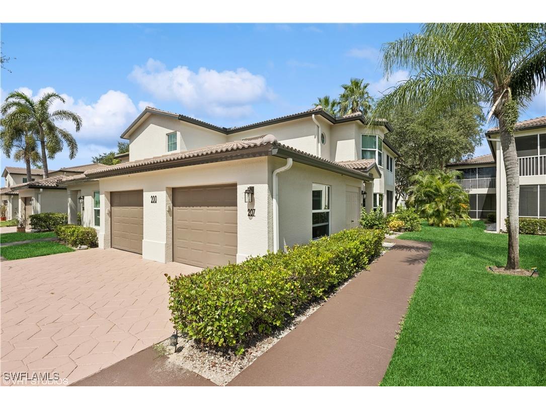 200 Diamond Circle #207 Naples FL 34110 225073786 image1
