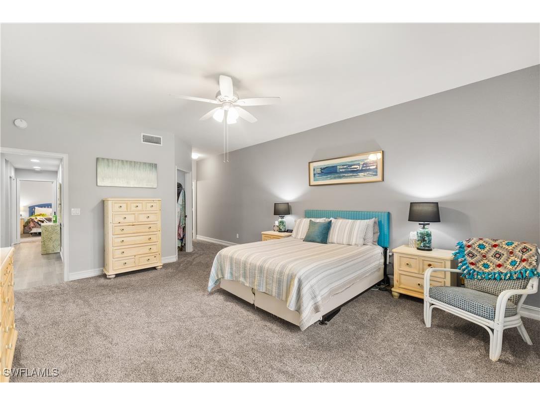 200 Diamond Circle #207 Naples FL 34110 225073786 image19