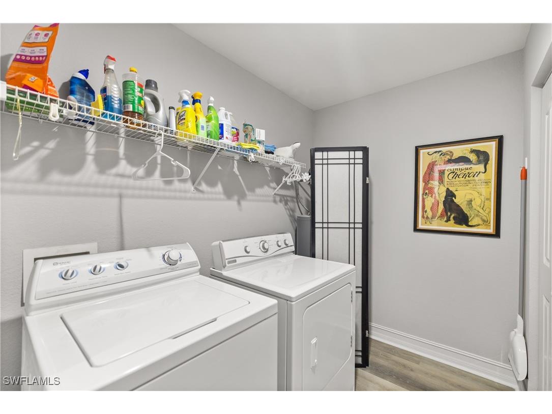 200 Diamond Circle #207 Naples FL 34110 225073786 image25