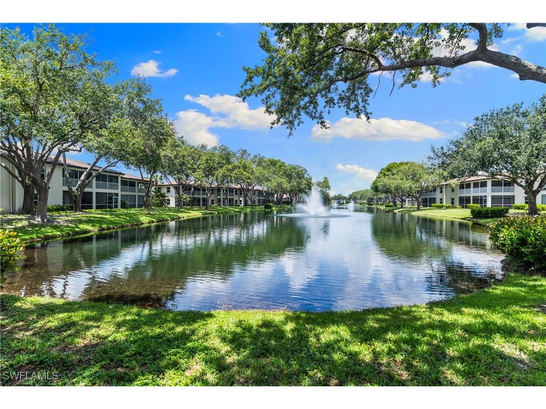 200 Diamond Circle #207 Naples FL 34110 225073786 image3