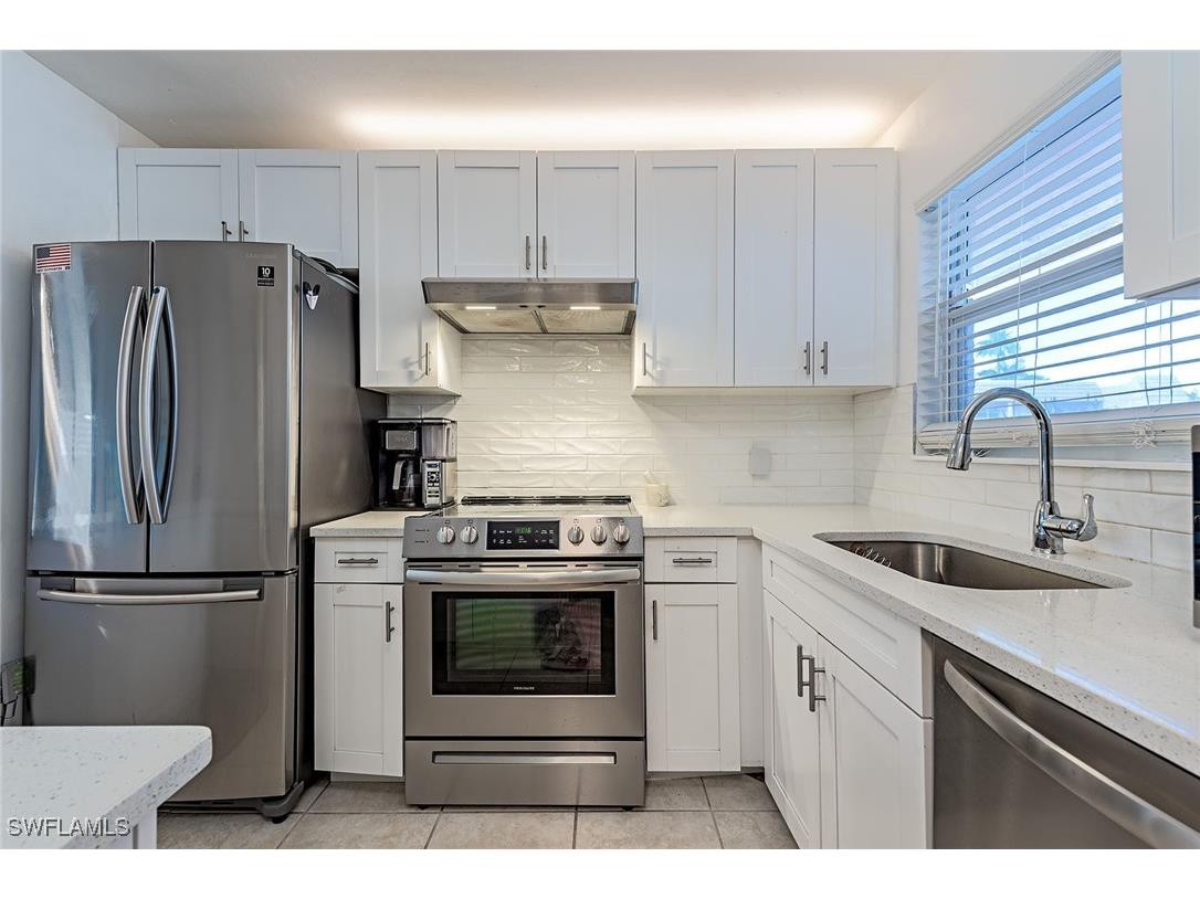 200 Forest Lakes Boulevard #201 Naples FL 34105 225074395 image6