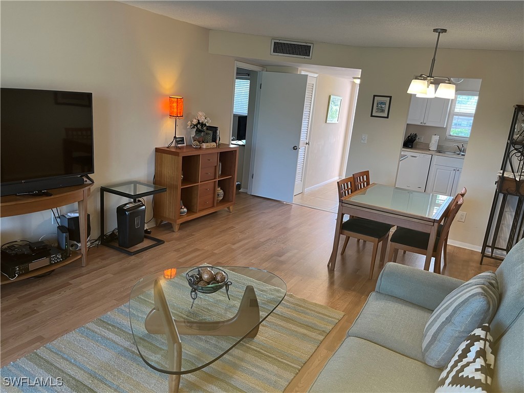 200 Forest Lakes Boulevard #302 Naples FL 34105 225057395 image8