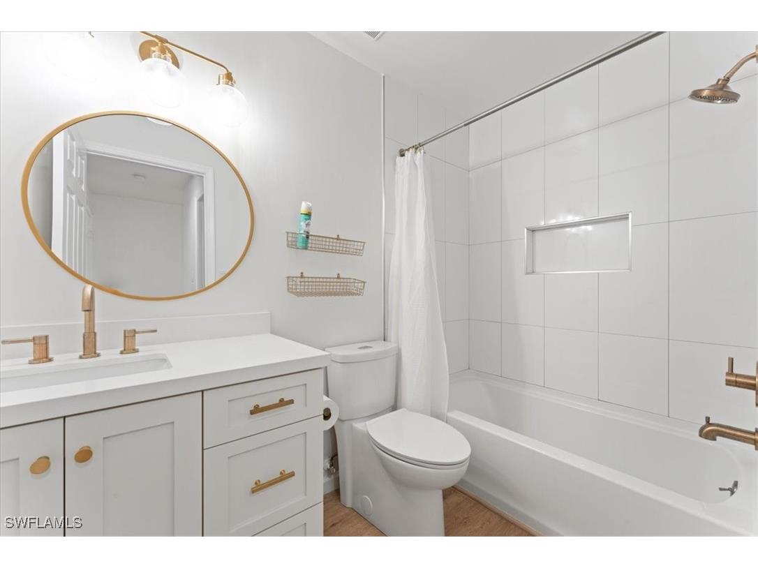 200 Furse Lakes Circle #B11 Naples FL 34104 225051450 image1