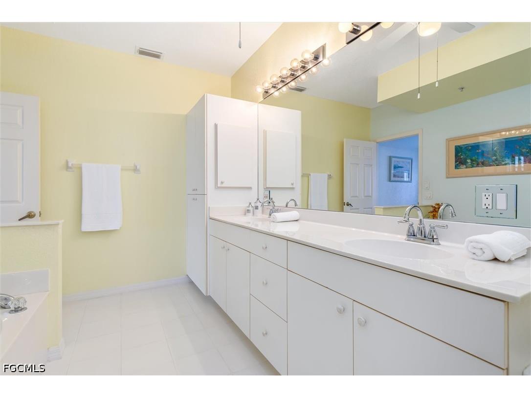 200 Harbor Walk Drive #354 Punta Gorda FL 33950 2026014738 image25