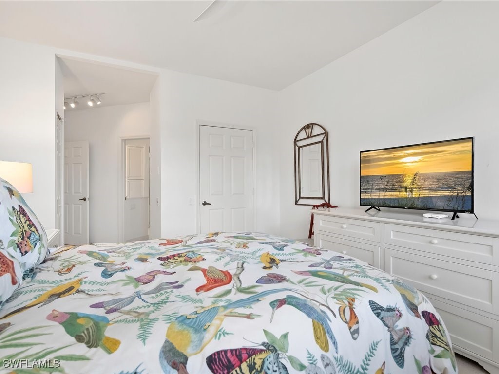 200 L Ambiance Circle #102 Naples FL 34108 225072818 image14