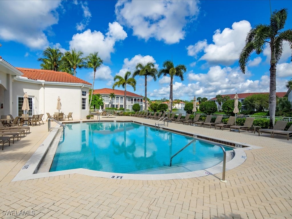 200 L Ambiance Circle #102 Naples FL 34108 225072818 image20