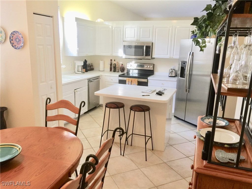 200 Lambiance Circle #201 Naples FL 34108 225069838 image2